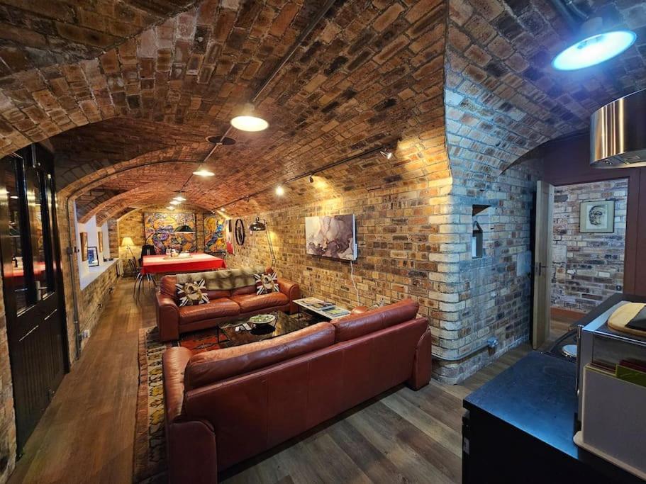The Armoury: Stylish Ww1 Bunker Villa North Queensferry Buitenkant foto